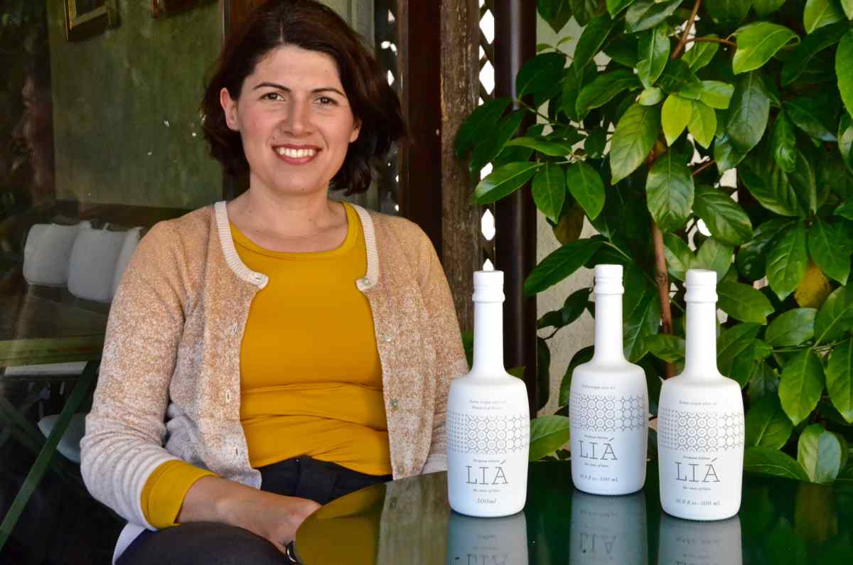 Cristina Stribacu | LIA Extra Virgin Olive Oil | Tasting | Evoo | Messinia